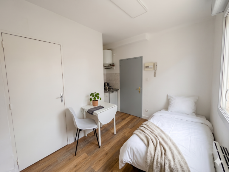 Studette meublé en centre ville